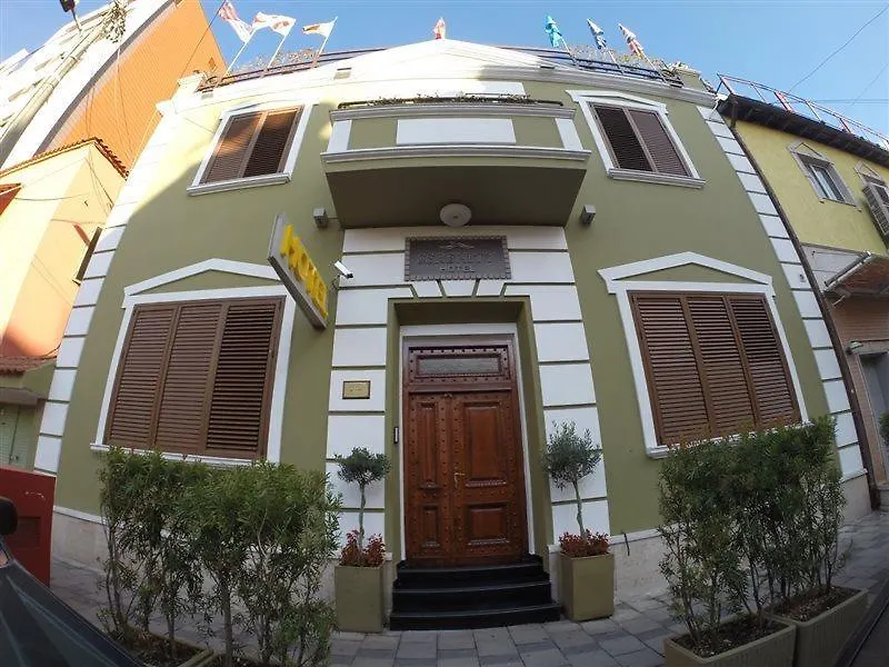 Hotel Serenity Tirana 3*,  Albania
